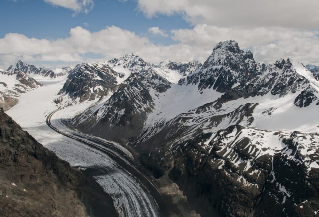 The view from above as Alaska primary approaches